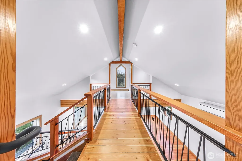 27806 W Gilligan Creek Road Sedro Woolley WA 98284