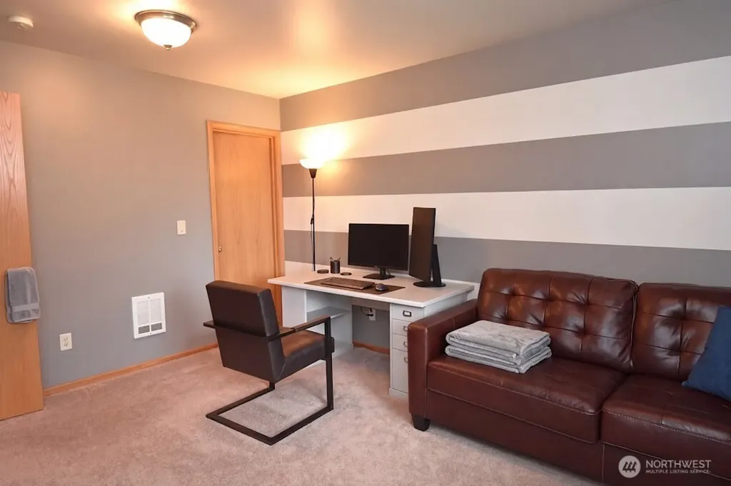 4035 Eliza Avenue Bellingham WA 98226