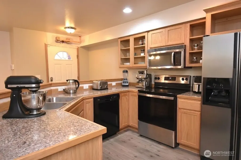 4035 Eliza Avenue Bellingham WA 98226