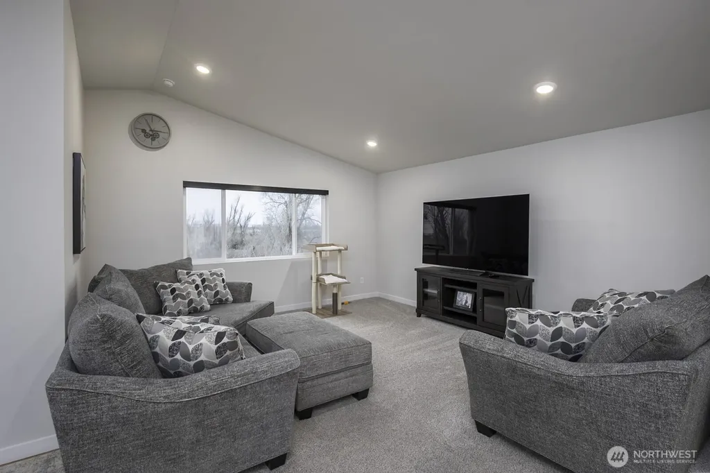 485 N Ruddy Street Moses Lake WA 98837