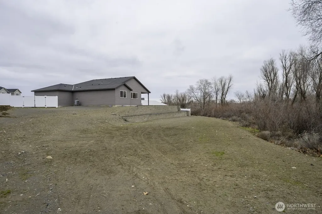 485 N Ruddy Street Moses Lake WA 98837