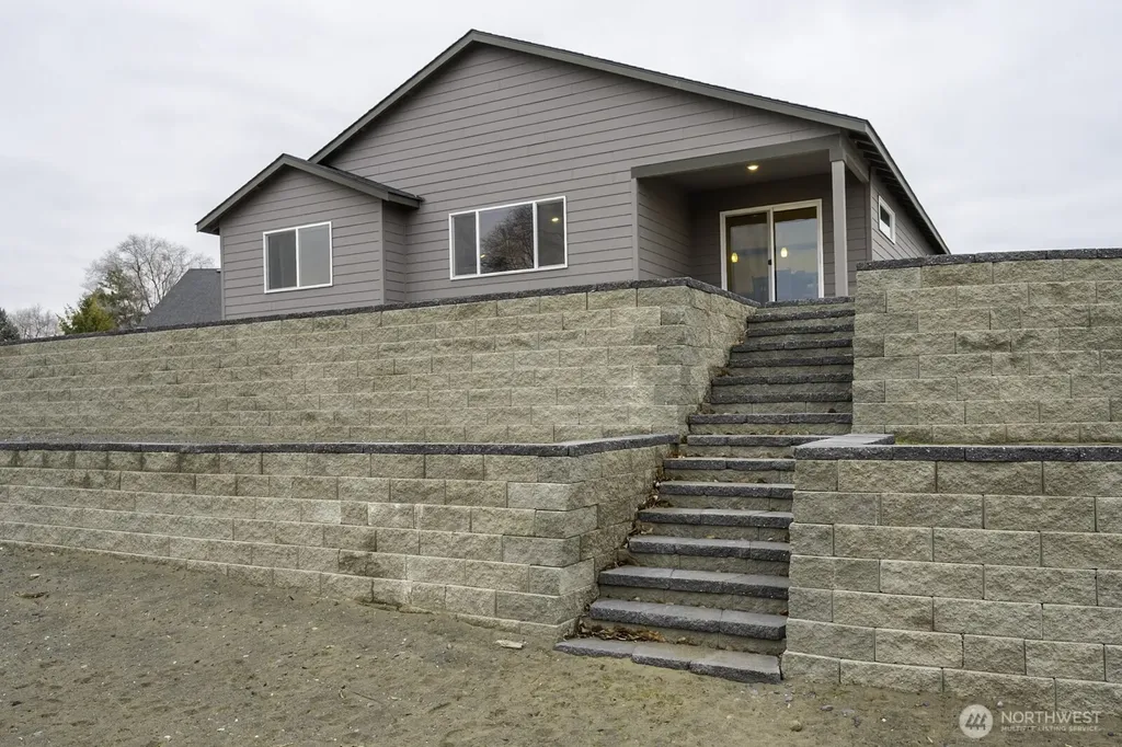 485 N Ruddy Street Moses Lake WA 98837