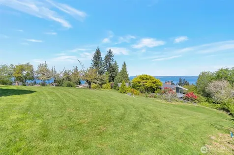 19 49th Place SW Everett WA 98203