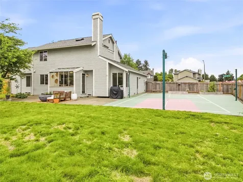 12741 SE 279th Court Kent WA 98030