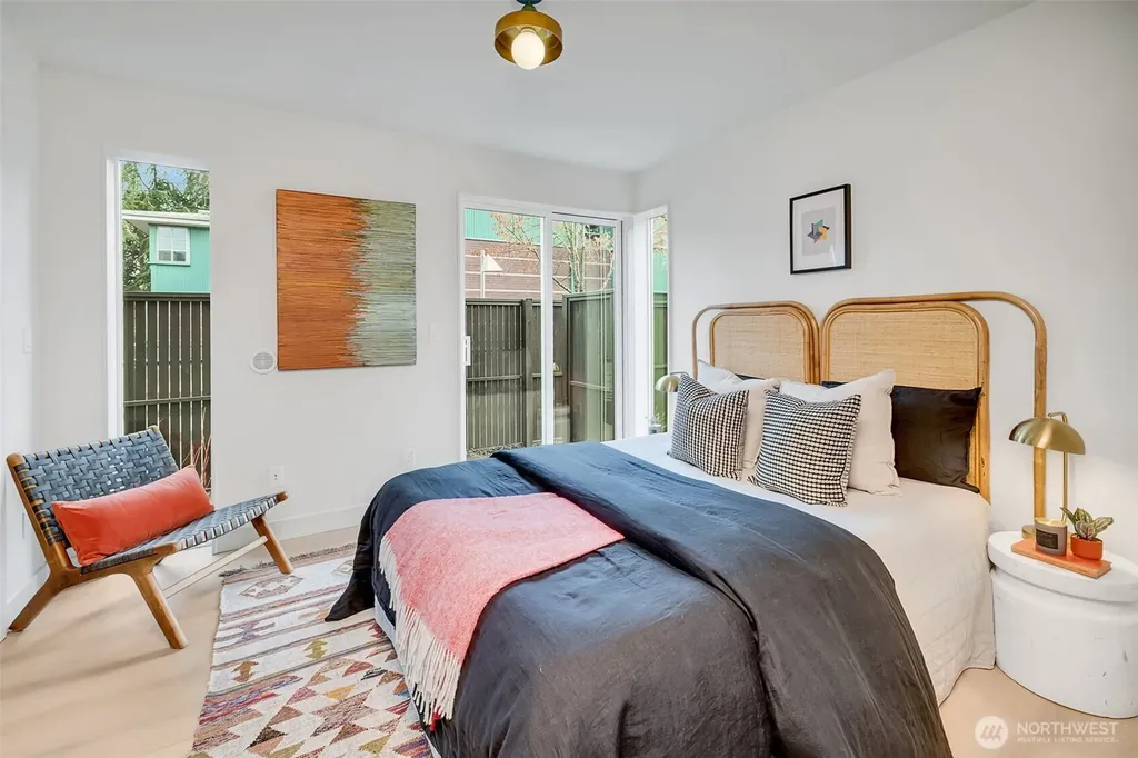 4409 S Holly Street Seattle WA 98118