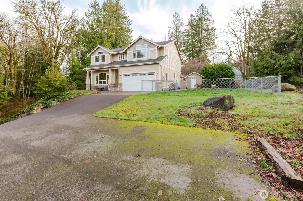 1568 Puget Drive E Port Orchard WA 98366