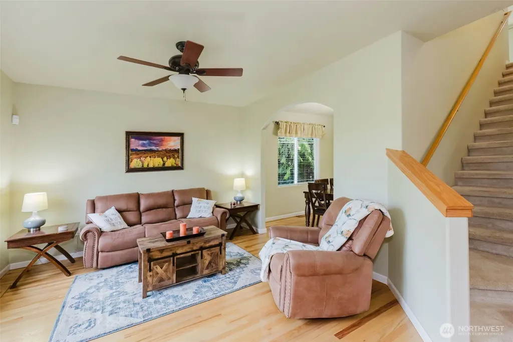 1568 Puget Drive E Port Orchard WA 98366