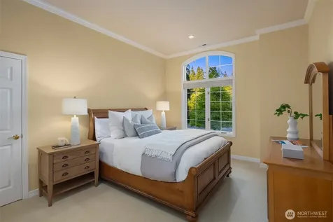 24838 NE 20th Street Sammamish WA 98074