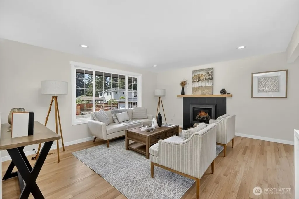 8004 203rd Place SW Edmonds WA 98026