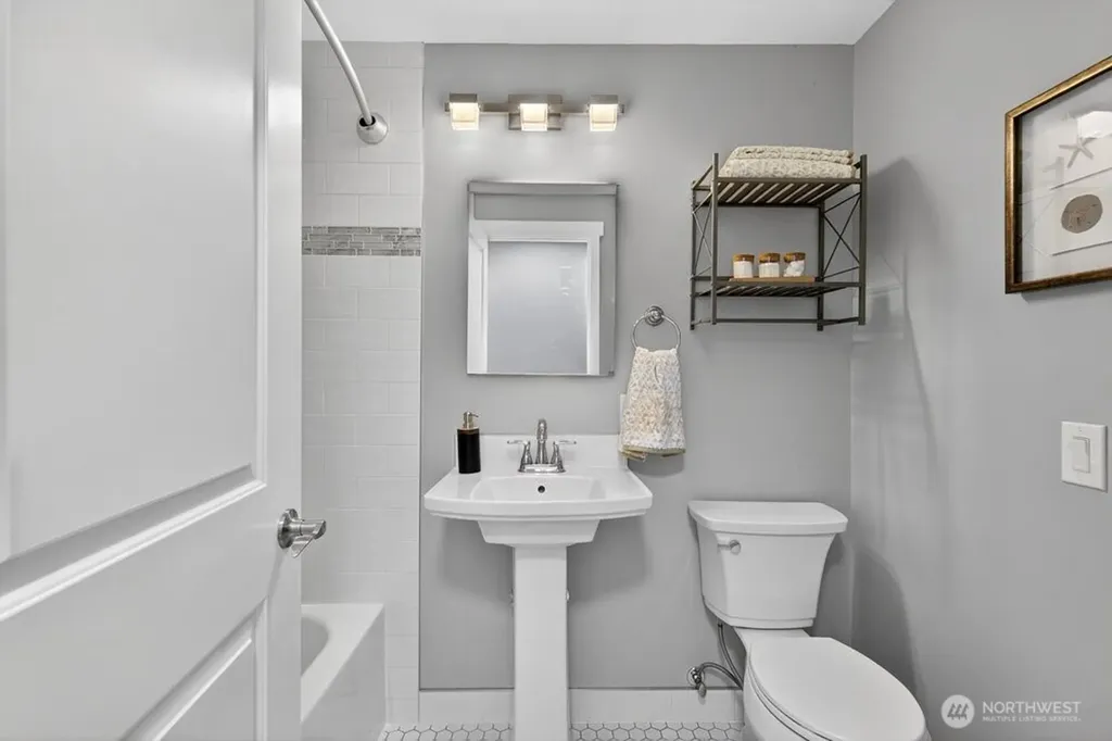 8004 203rd Place SW Edmonds WA 98026