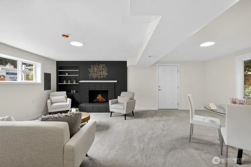 8004 203rd Place SW Edmonds WA 98026