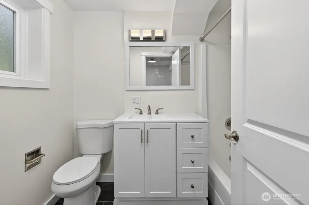 8004 203rd Place SW Edmonds WA 98026