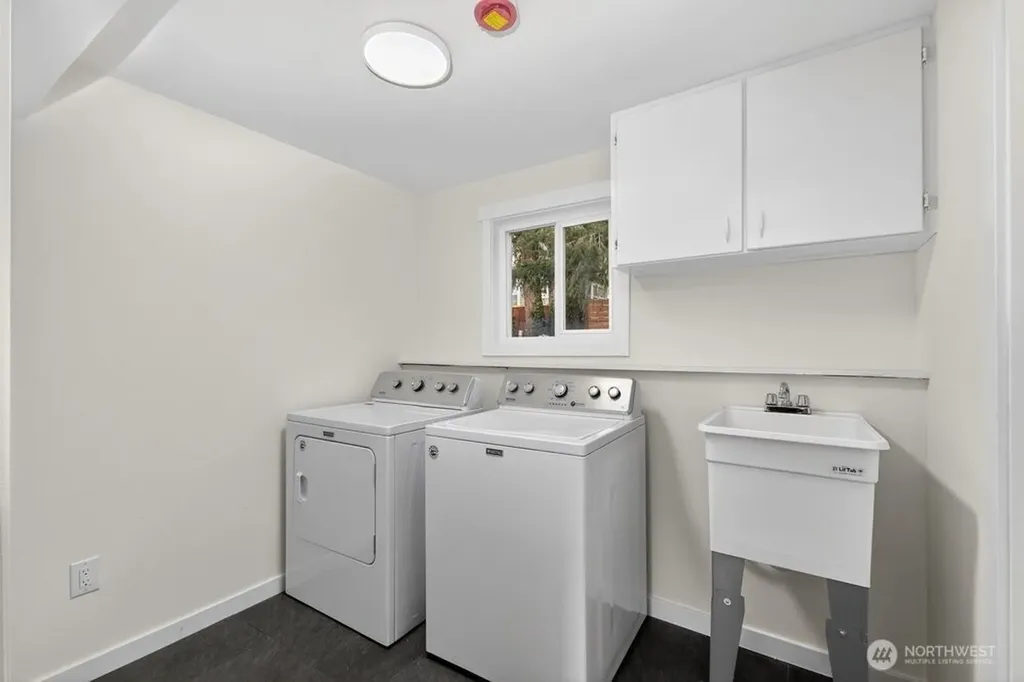 8004 203rd Place SW Edmonds WA 98026