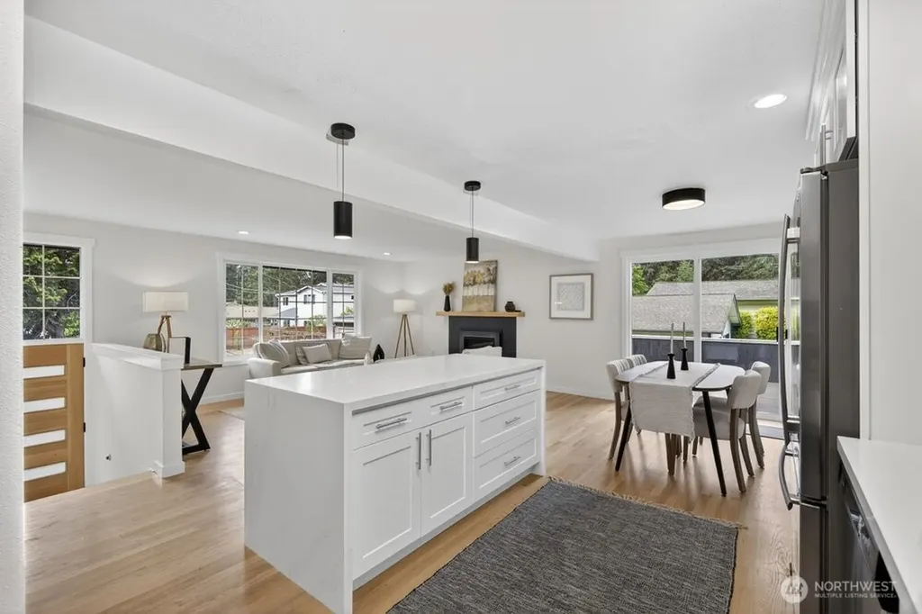 8004 203rd Place SW Edmonds WA 98026