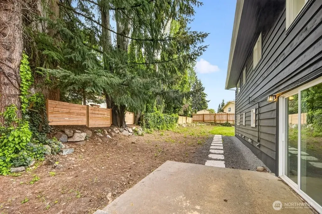 8004 203rd Place SW Edmonds WA 98026