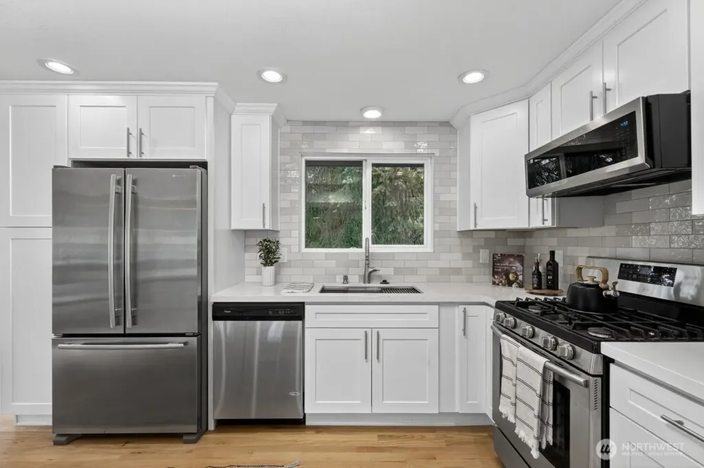 8004 203rd Place SW Edmonds WA 98026