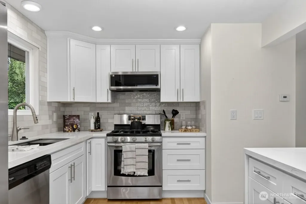 8004 203rd Place SW Edmonds WA 98026