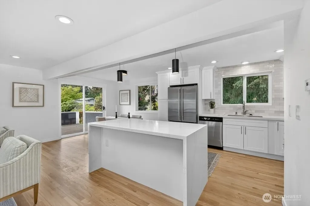 8004 203rd Place SW Edmonds WA 98026