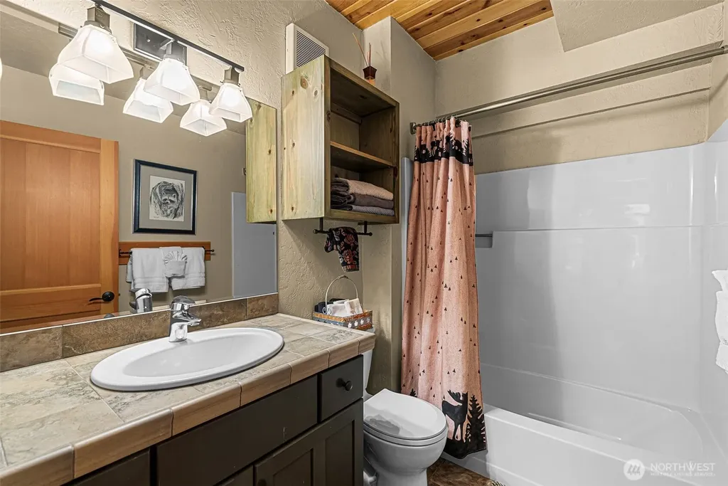 2304 Pine Tree Road Leavenworth WA 98826