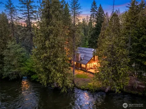 2304 Pine Tree Lane Leavenworth WA 98826