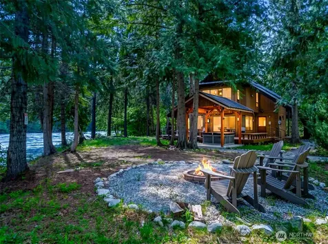 2304 Pine Tree Lane Leavenworth WA 98826