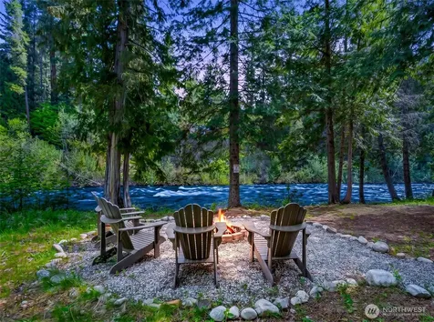 2304 Pine Tree Lane Leavenworth WA 98826