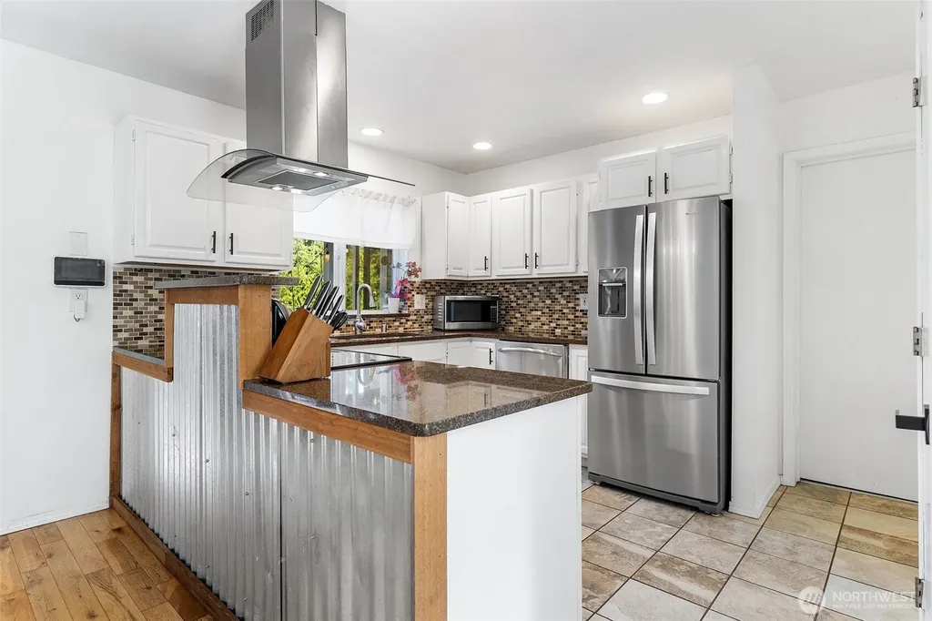 443 Beef Creek Lane NW Seabeck WA 98380