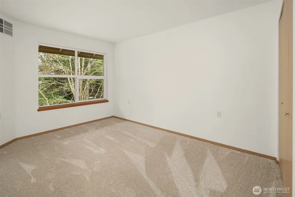 1822 152nd Avenue NE Bellevue WA 98007