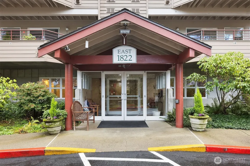 1822 152nd Avenue NE Bellevue WA 98007