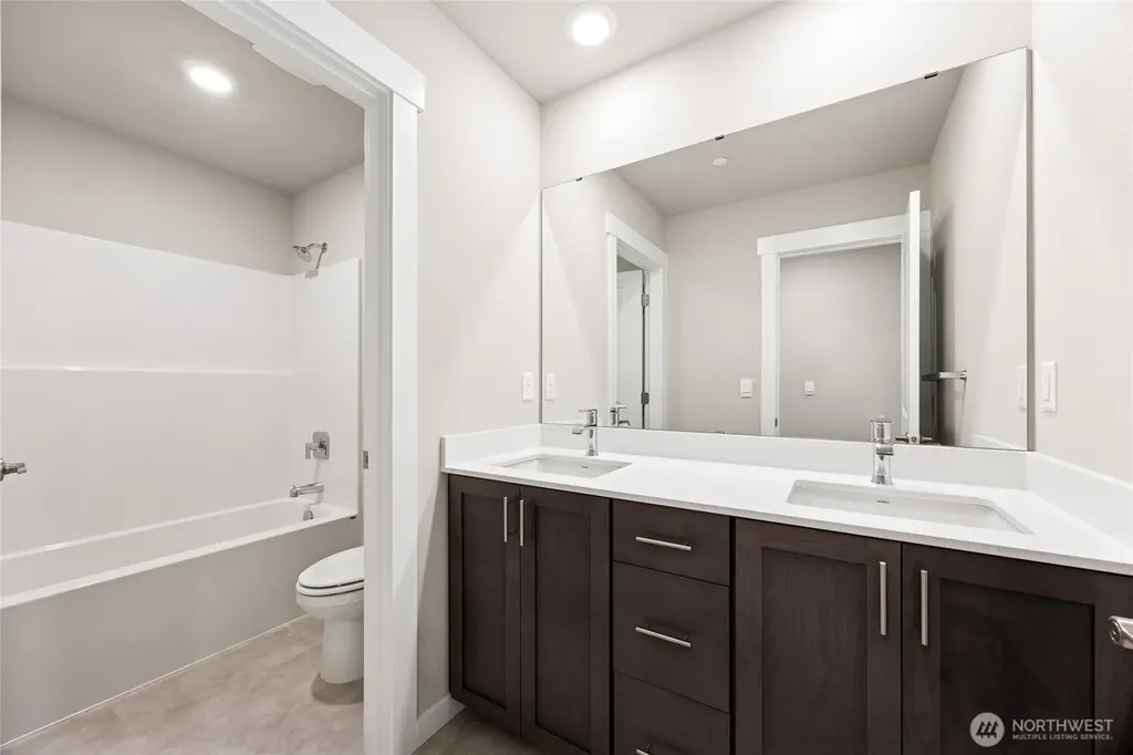 10484 135th Place NE Kirkland WA 98033