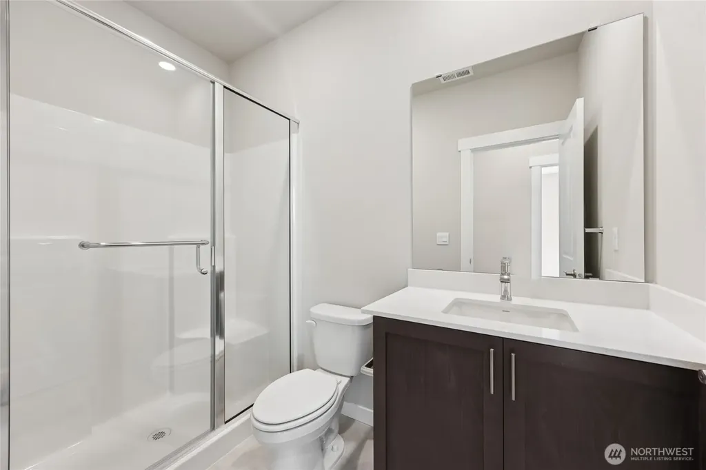 10484 135th Place NE Kirkland WA 98033