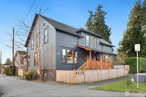 2011 E James Street Seattle WA 98122