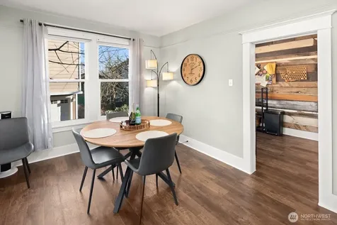 2011 E James Street Seattle WA 98122