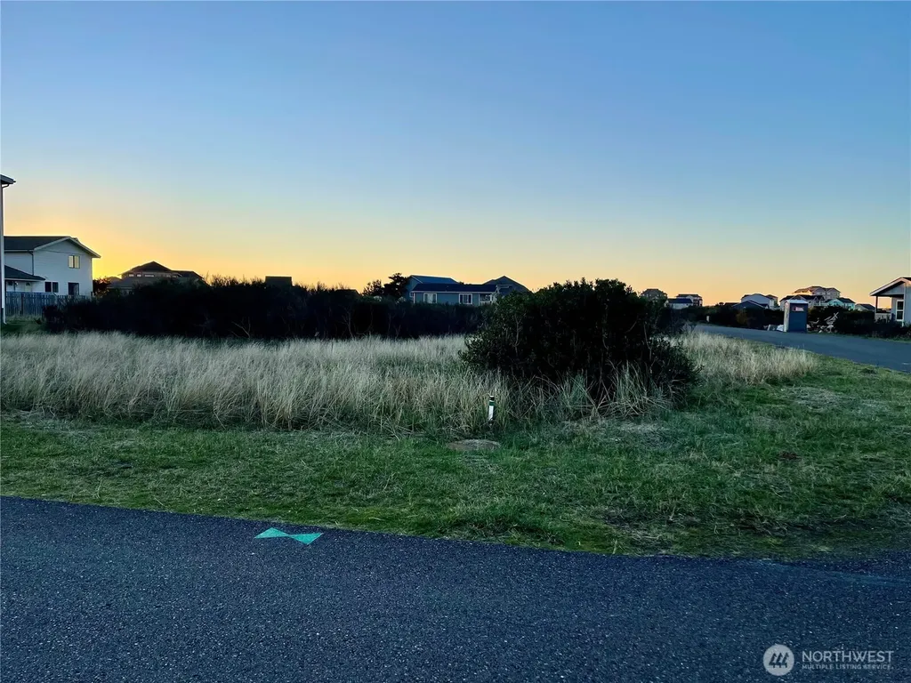 1471 Trade Wind Avenue SW Ocean Shores WA 98569