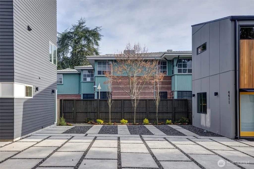 4409 S Holly Street Seattle WA 98118