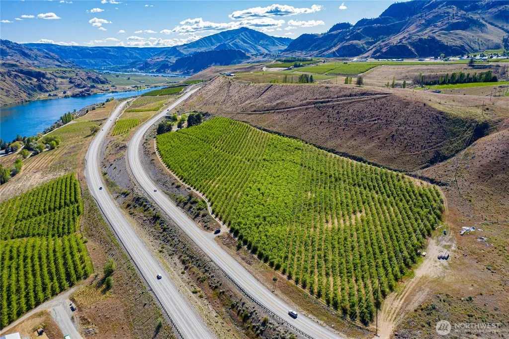 0 Us Hwy 97a Chelan WA 98816