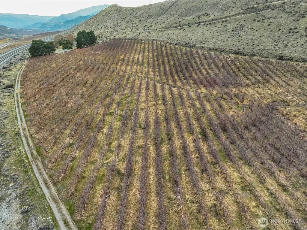 0 Us Hwy 97a Chelan WA 98816