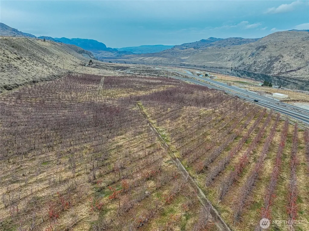 0 Us Hwy 97a Chelan WA 98816
