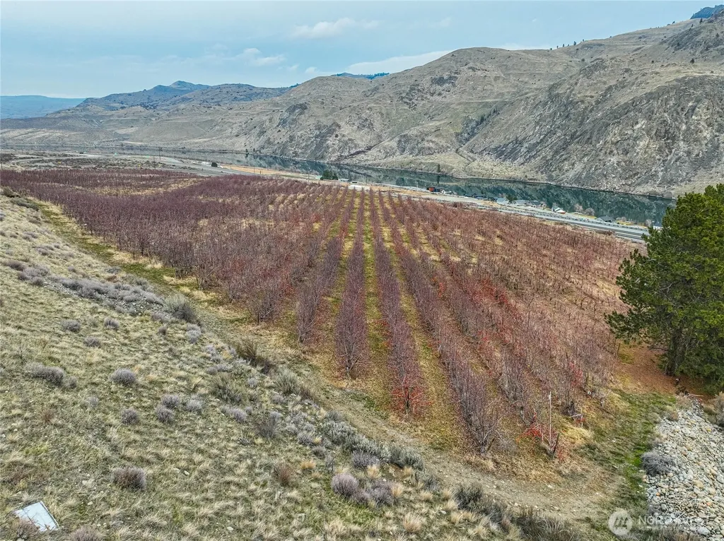 0 Us Hwy 97a Chelan WA 98816