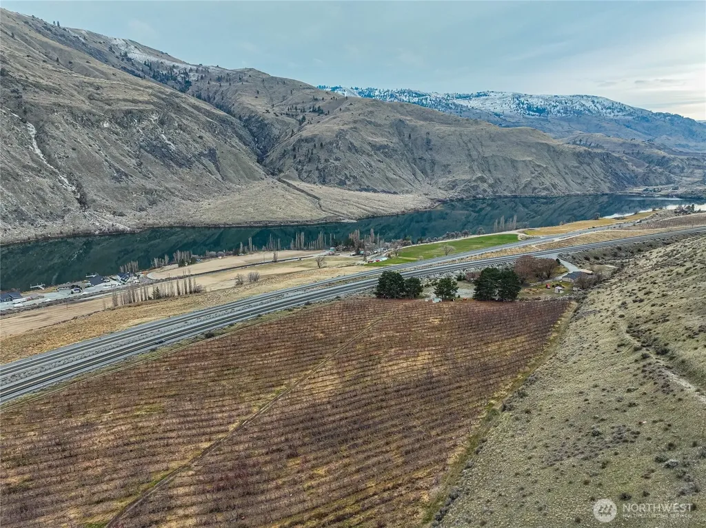 0 Us Hwy 97a Chelan WA 98816