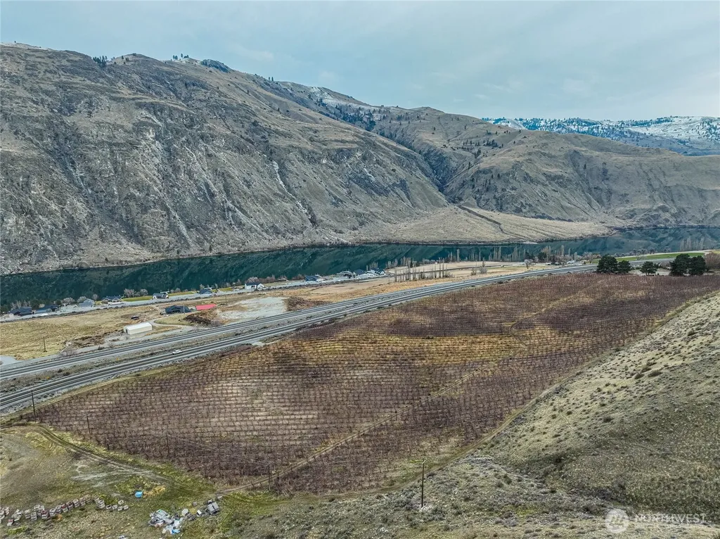 0 Us Hwy 97a Chelan WA 98816