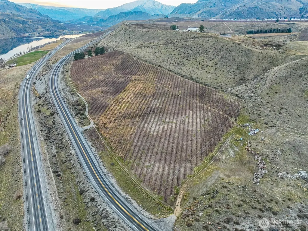 0 Us Hwy 97a Chelan WA 98816