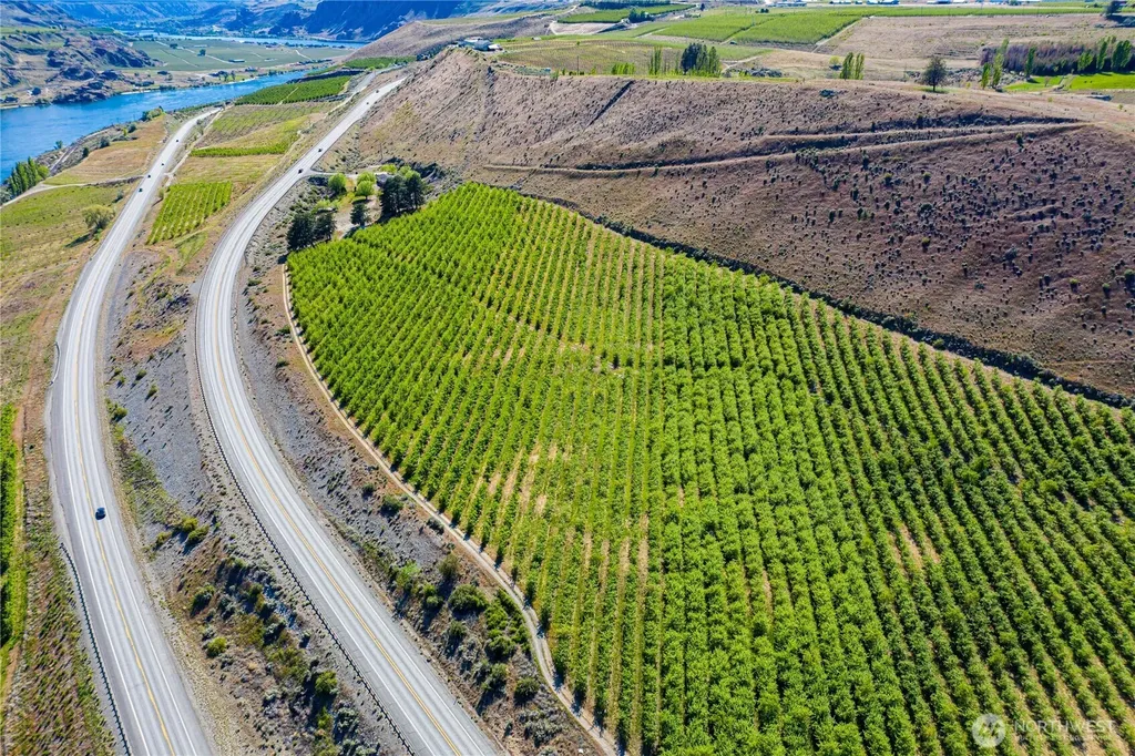 0 Us Hwy 97a Chelan WA 98816