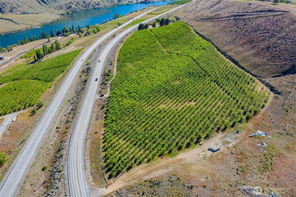 0 Us Hwy 97a Chelan WA 98816