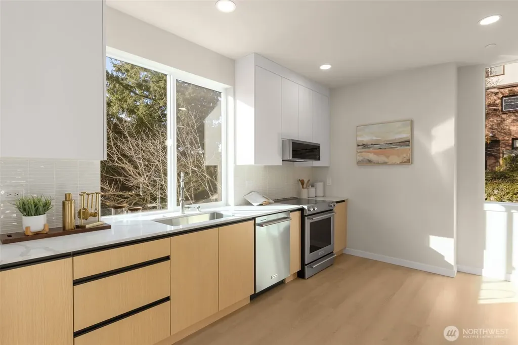1014 NE 70th Street Seattle WA 98115