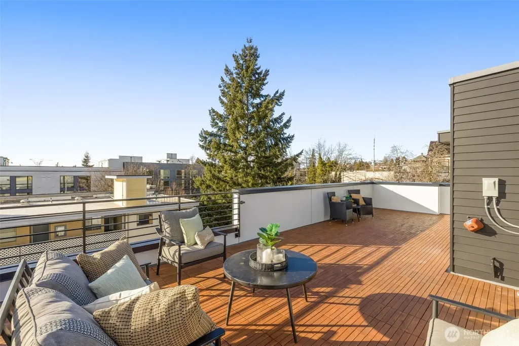 1014 NE 70th Street Seattle WA 98115