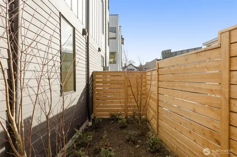 1014 NE 70th Street Seattle WA 98115