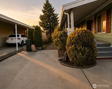 11436 SE 208th Street Kent WA 98031