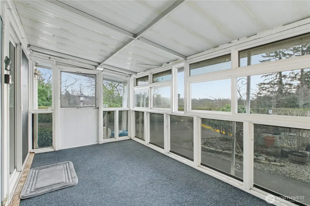 3230 Bow Lake Drive Seatac WA 98188