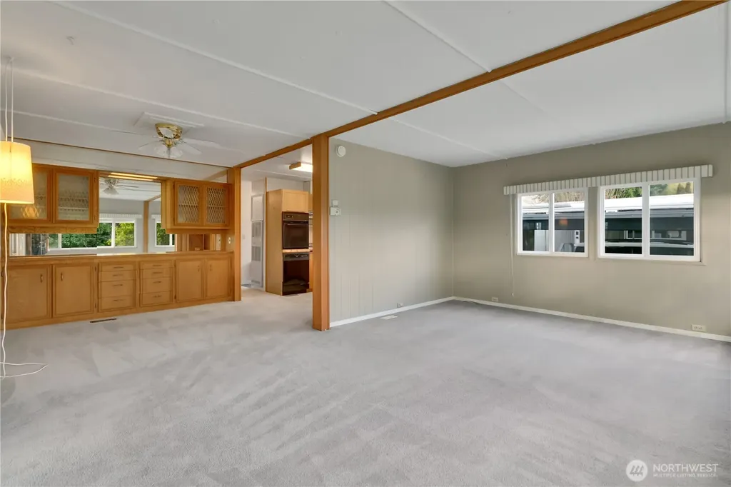 3230 Bow Lake Drive Seatac WA 98188